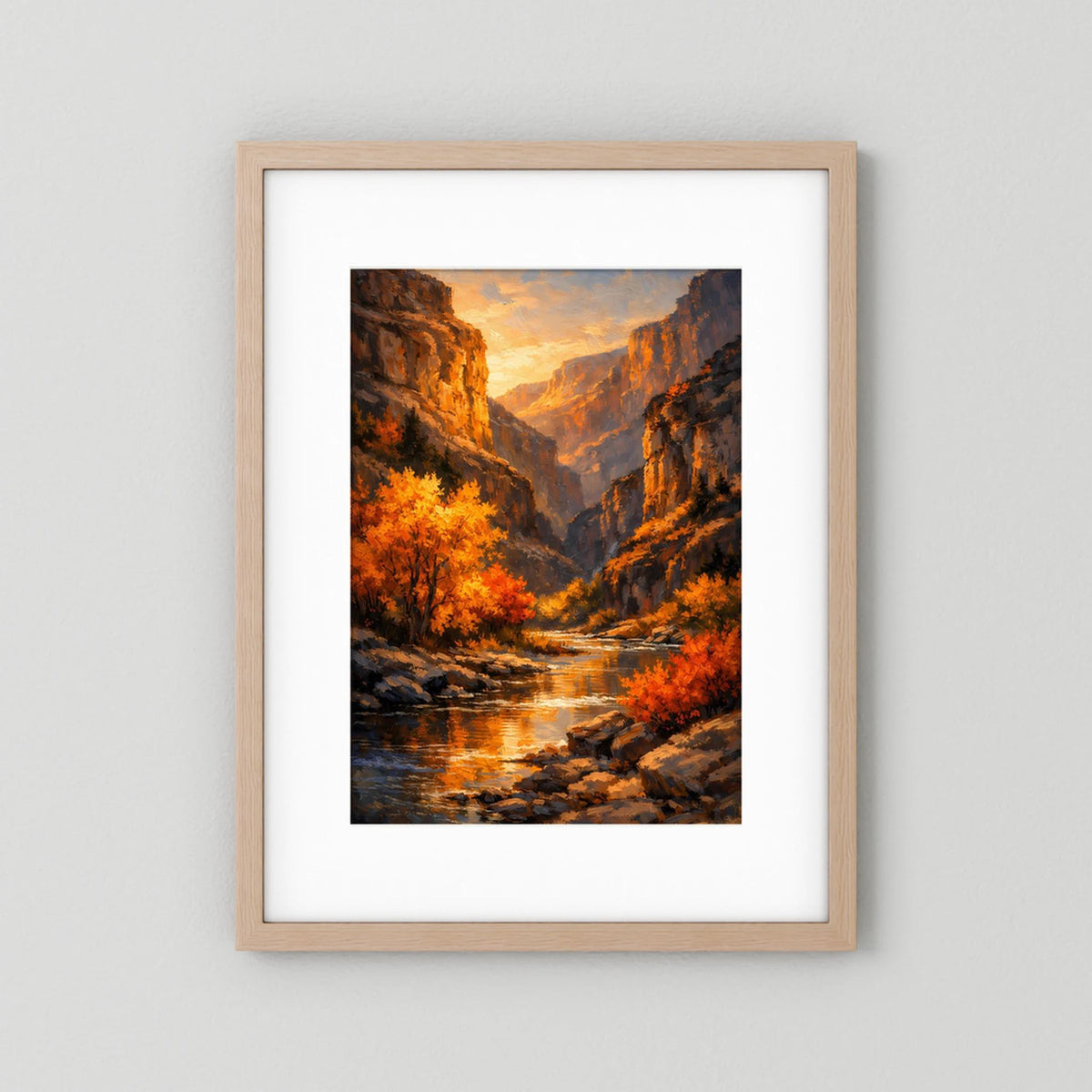 Wandbild im hellen Holzrahmen mit Passepartout: Herbstlicher Canyon bei Sonnenuntergang