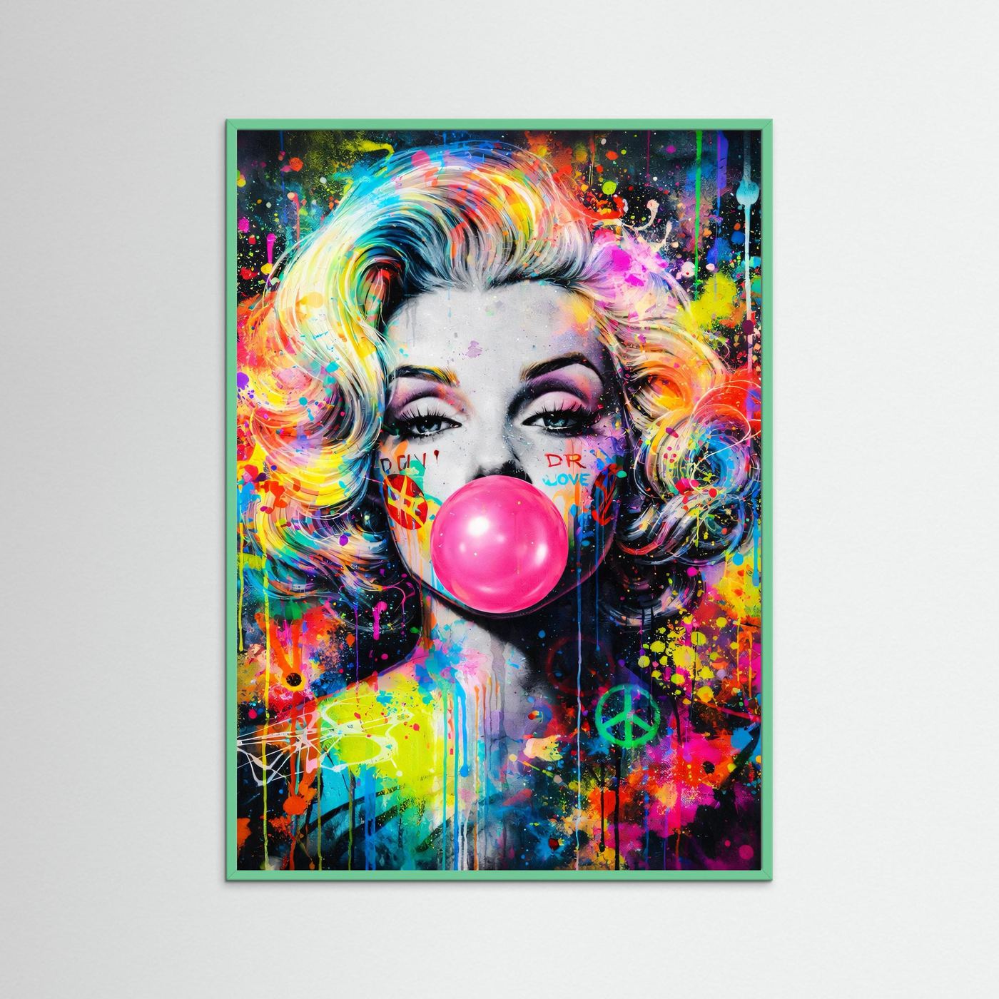 Poster mit Blondinen-Porträt und pinker Kaugummiblase, Neon-Graffiti im grünen Rahmen