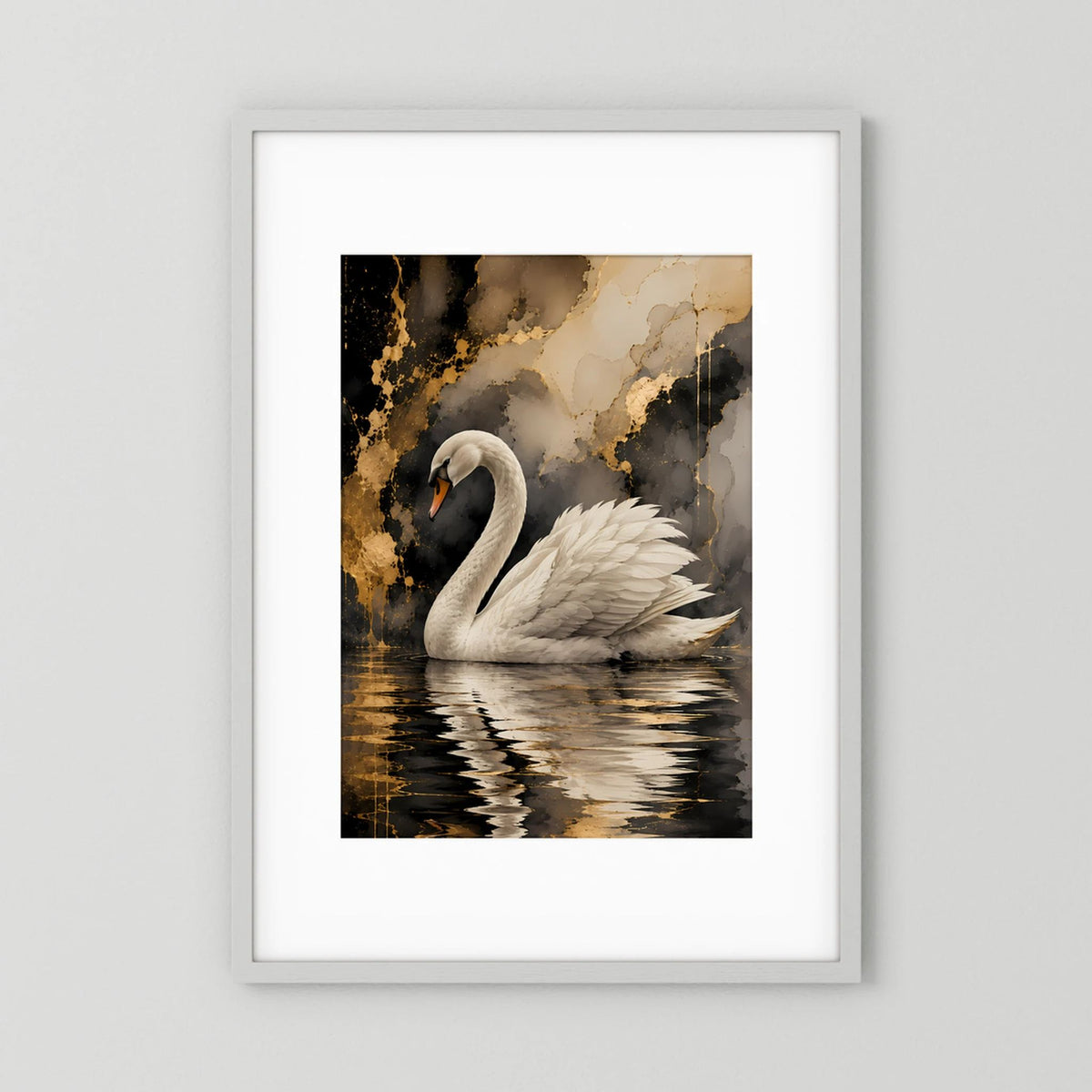 Poster im Hochformat: weißer Schwan auf dunklem Wasser mit gold-schwarzen Akzenten, gerahmt