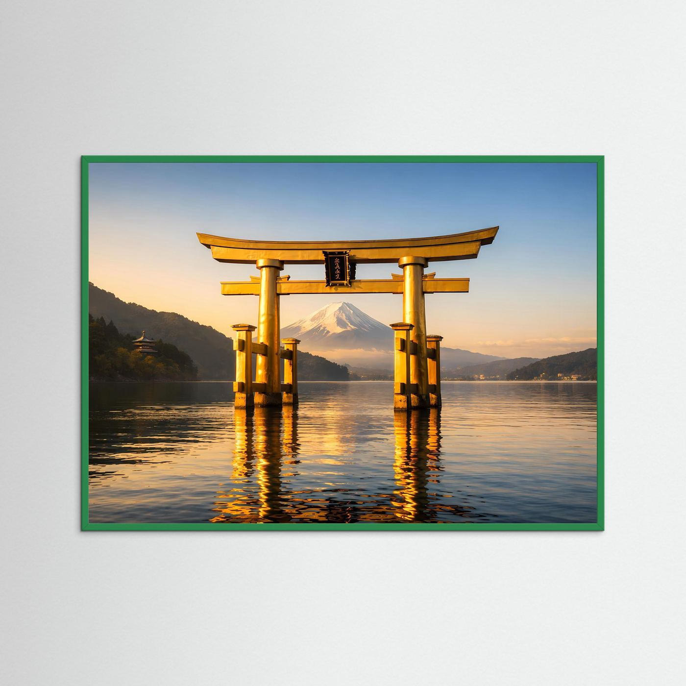 Japan-Wandposter mit goldenem Torii-Tor, Berg Fuji und Sonnenuntergang, grün gerahmt