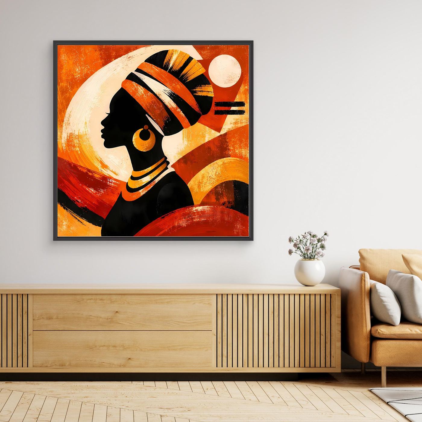 Leinwandbild mit afrikanischer Frau, orange-goldener Abstraktion, schwarzem Rahmen