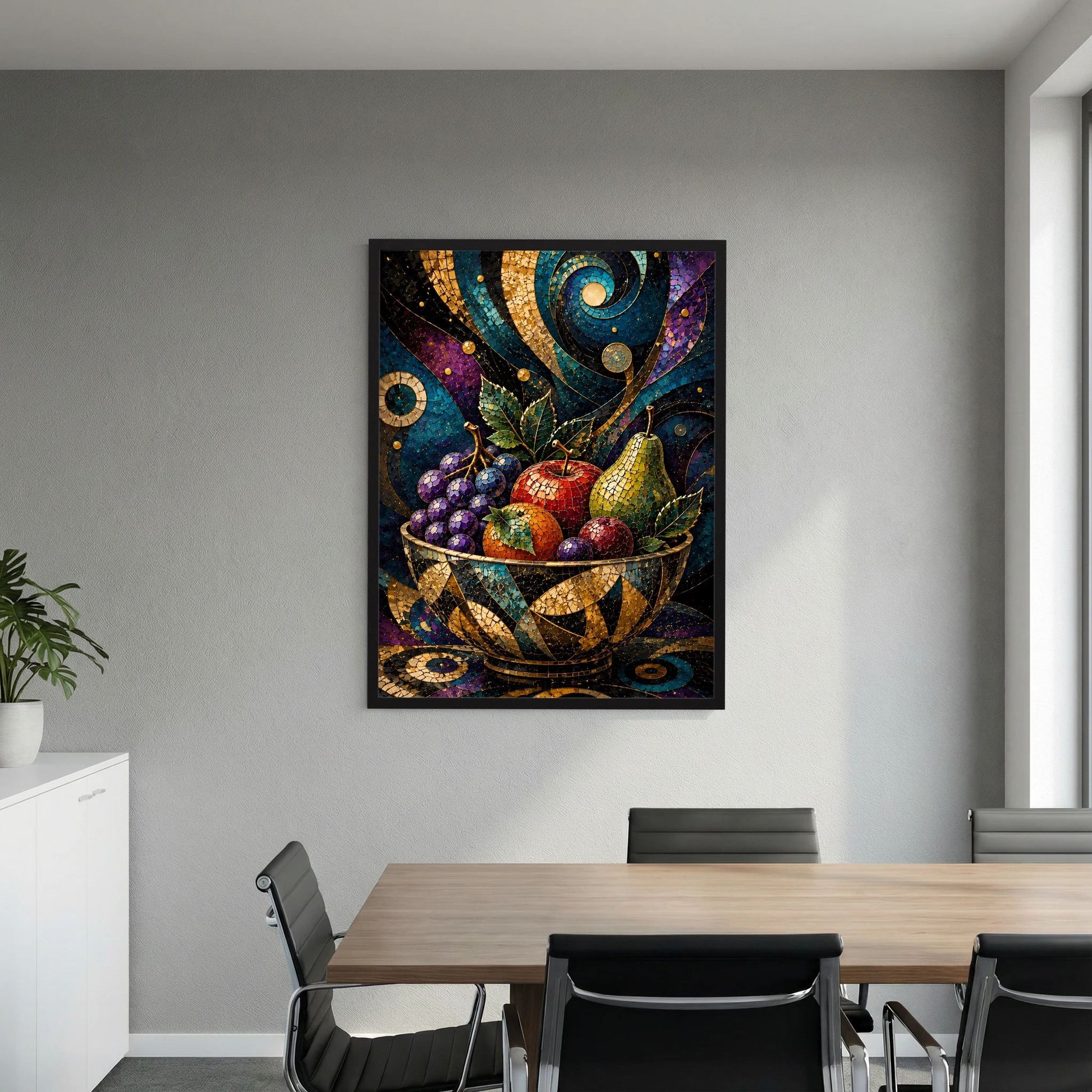 Poster mit Mosaik-Obstschale, goldene Ornamente und bunte Beeren
