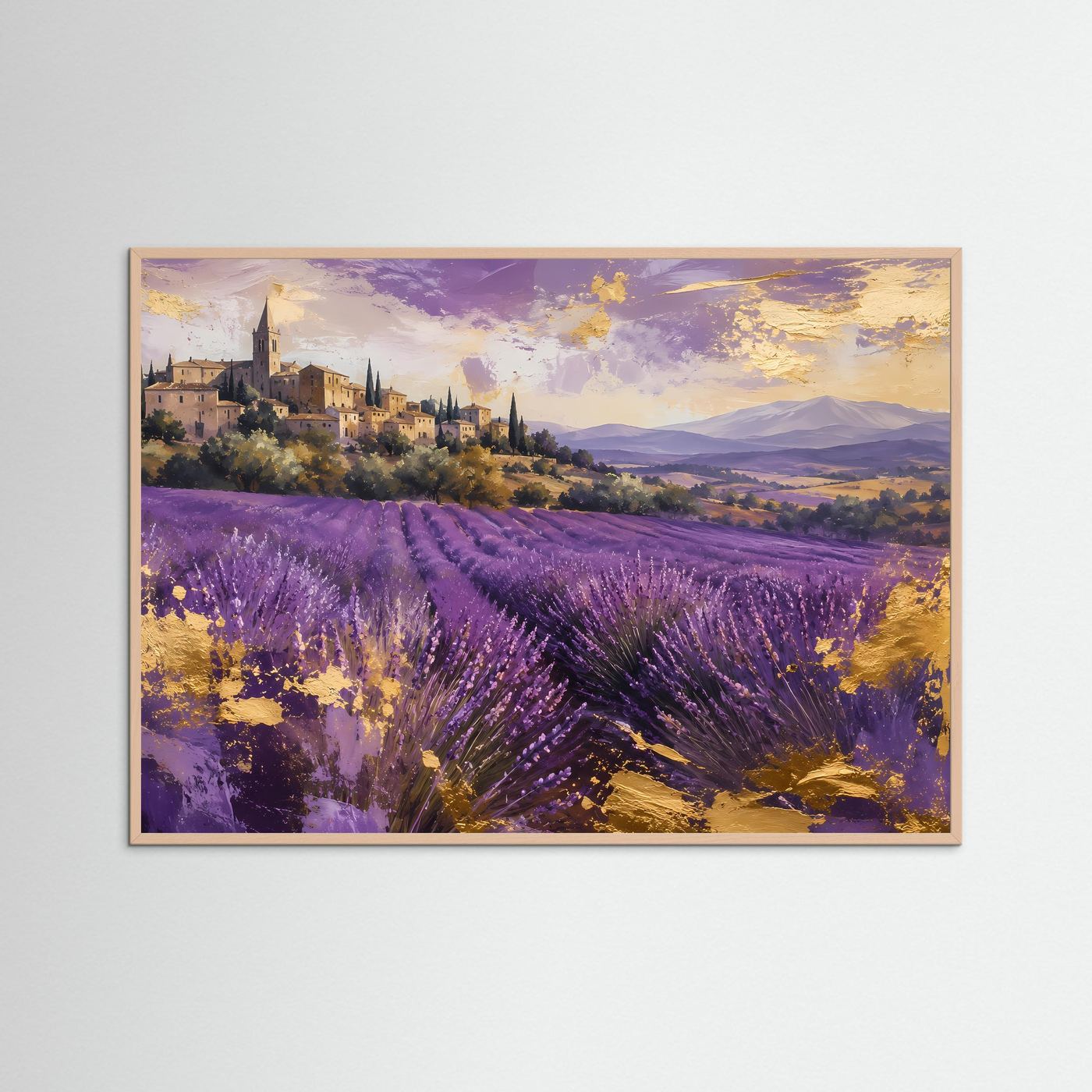 Lavendelfeld in der Provence mit Goldakzenten | Mediterrane Landschaftskunst in Violett