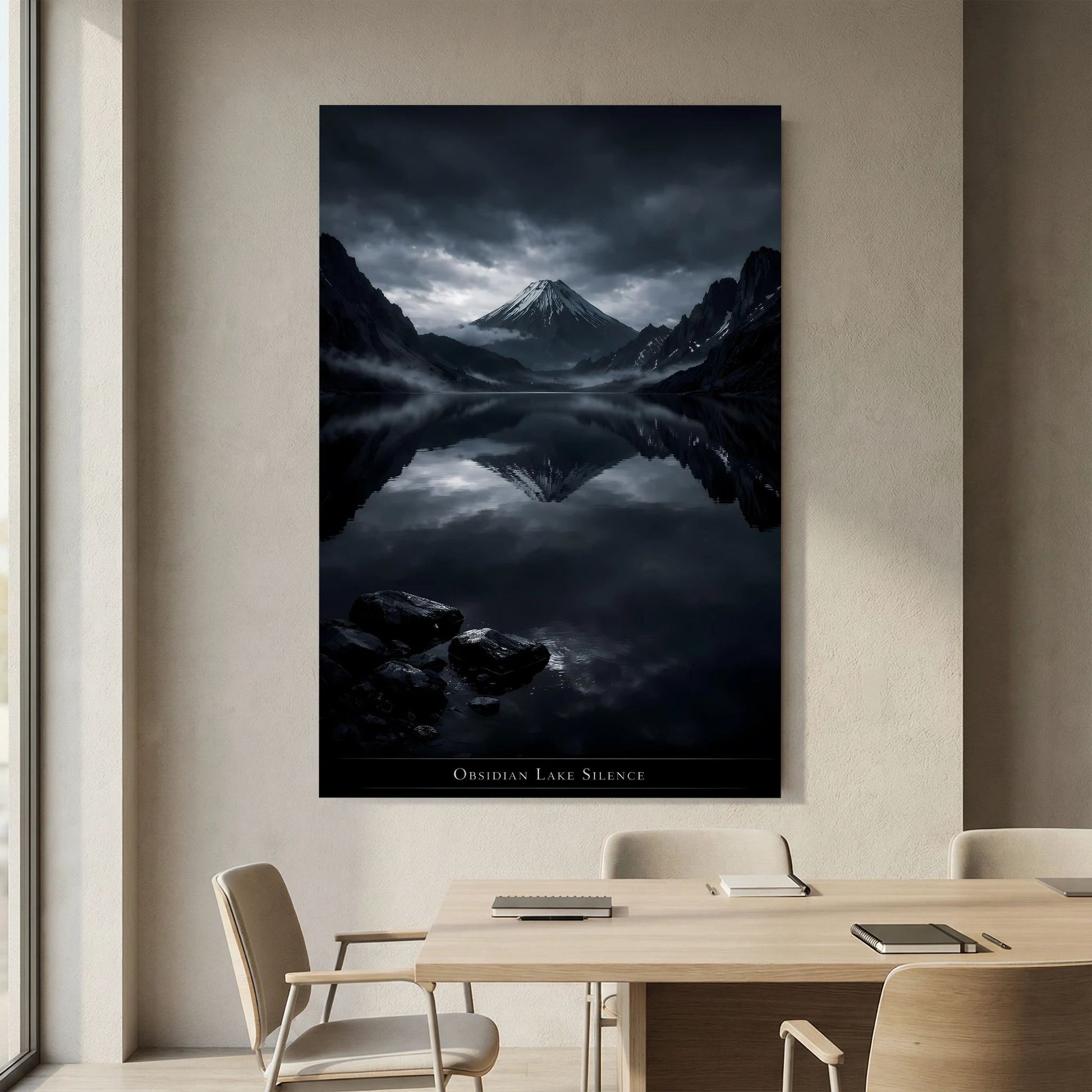 Wandposter an der Wand über Esstisch: Vulkan und Bergsee mit spiegelnder Wasseroberfläche