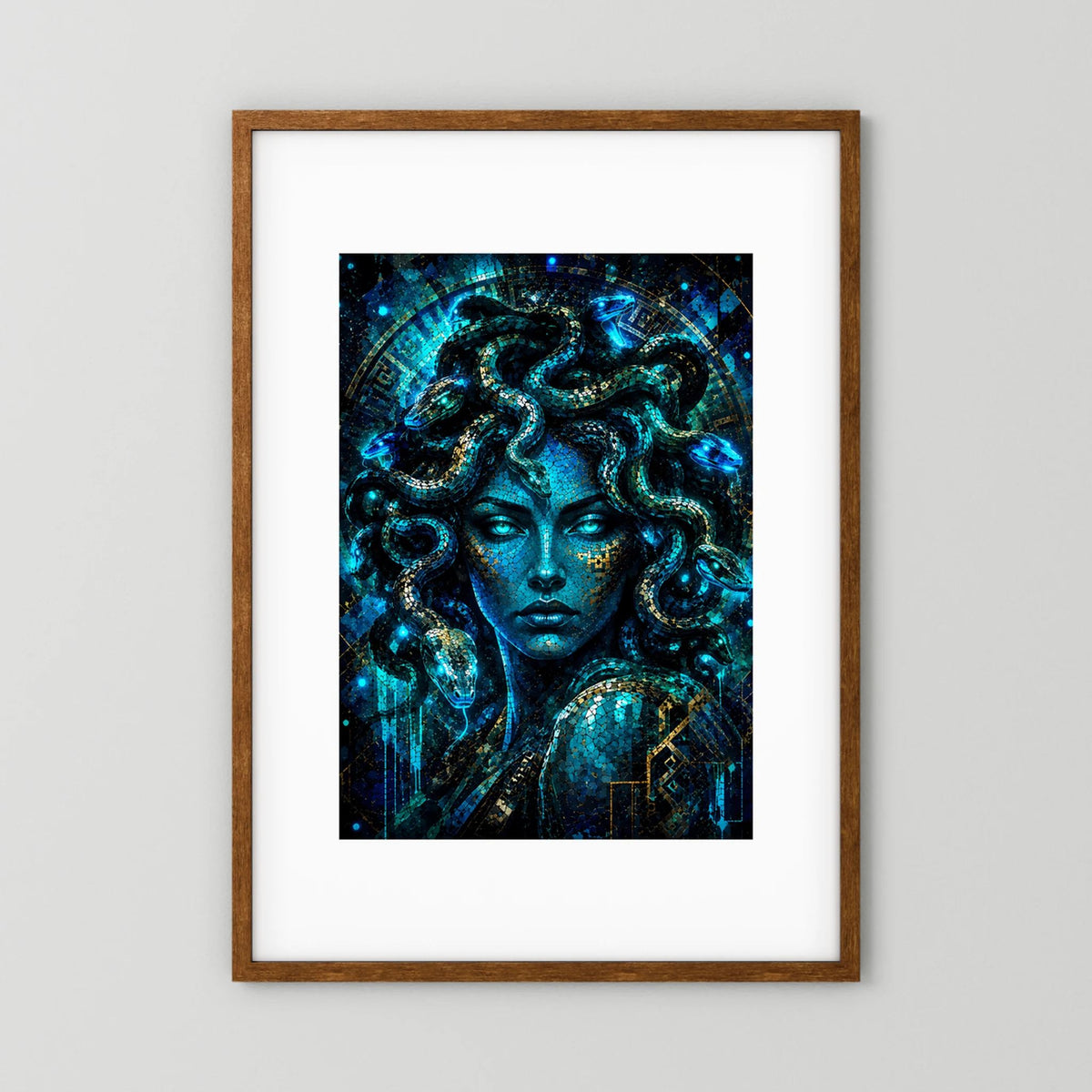Medusa in Blau & Gold | Mystische Mosaik Kunst | Poster Hochformat