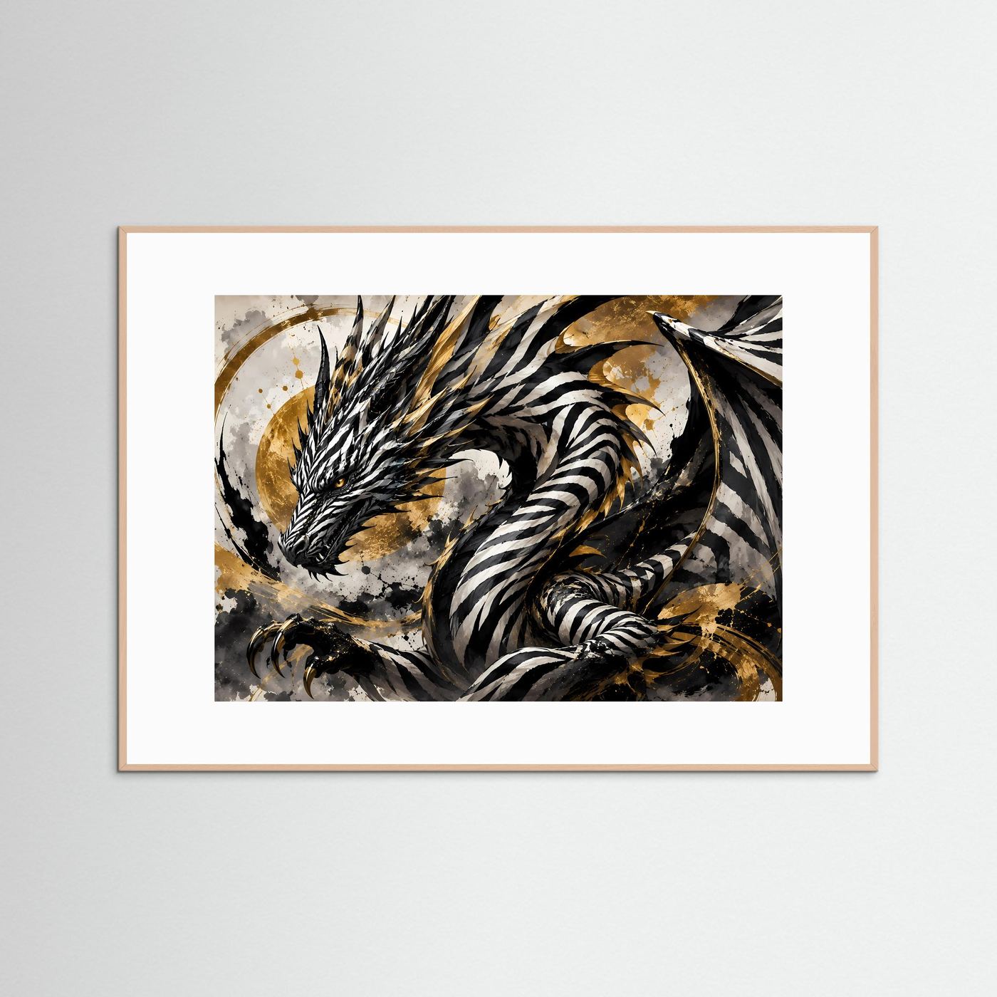 Gerahmtes Poster im Querformat mit Zebra-Drachenillustration in Schwarz, Weiß und Gold
