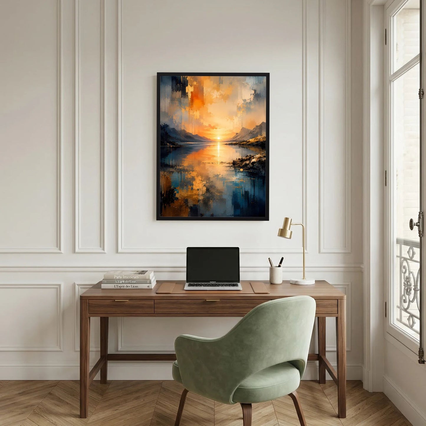 Poster mit abstrakter Berglandschaft am See, orangefarbene Sonne im blauen Spiegel, schwarz gerahmt
