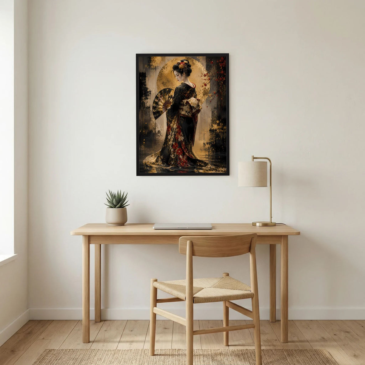 Wand-Poster im Hochformat: Geisha im Kimono mit goldenen Ornamenten, schwarzer Rahmen.