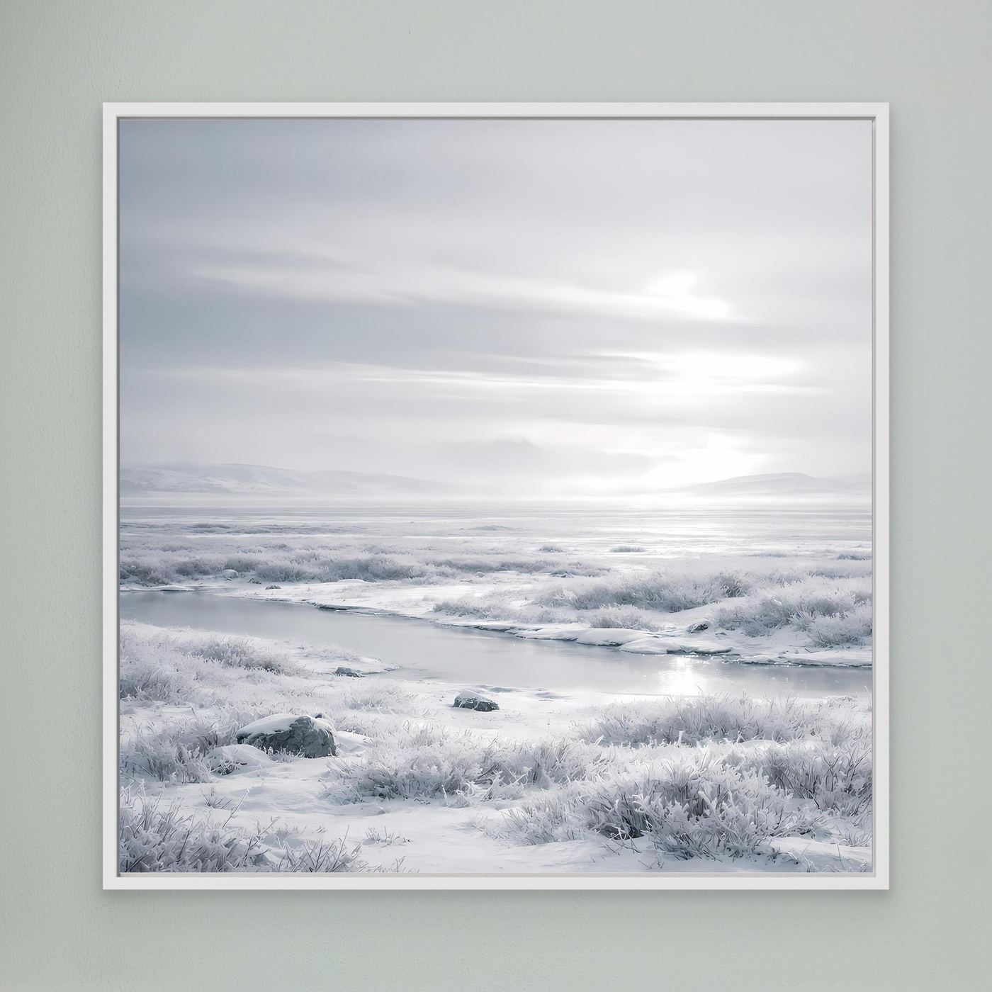 Leinwandbild mit verschneiter Winterlandschaft, weißer Rahmen