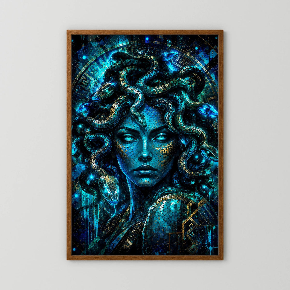 Medusa in Blau & Gold | Mystische Mosaik Kunst | Poster Hochformat