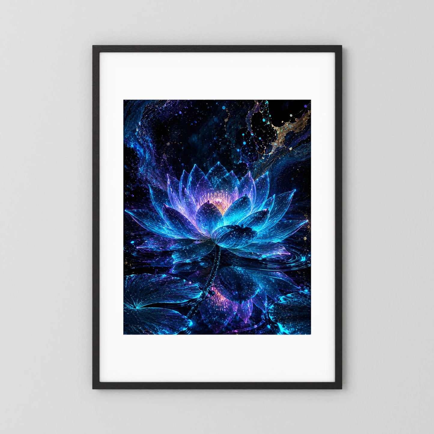 Kunstposter mit leuchtender Lotusblüte in Blau und Türkis, schwarz gerahmt mit weißem Rand.