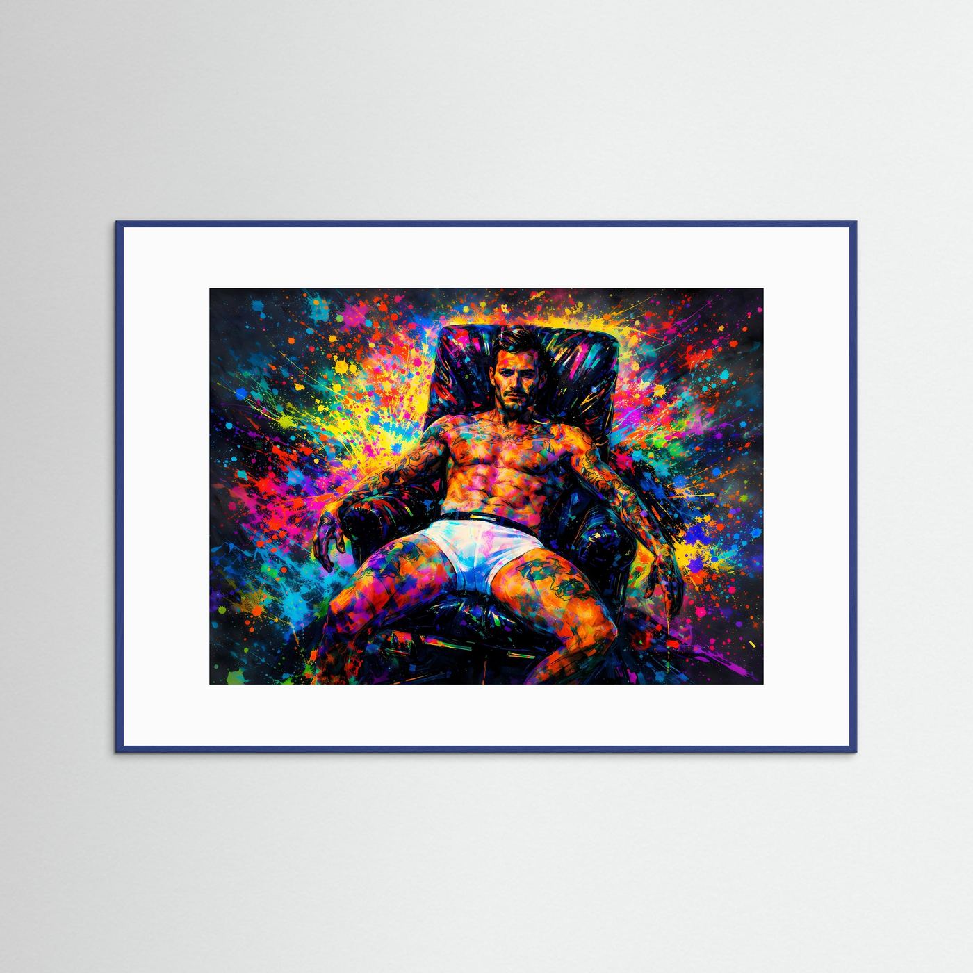 Kunstposter mit tätowiertem Aktmotiv im Farbsplash, blauer Rahmen