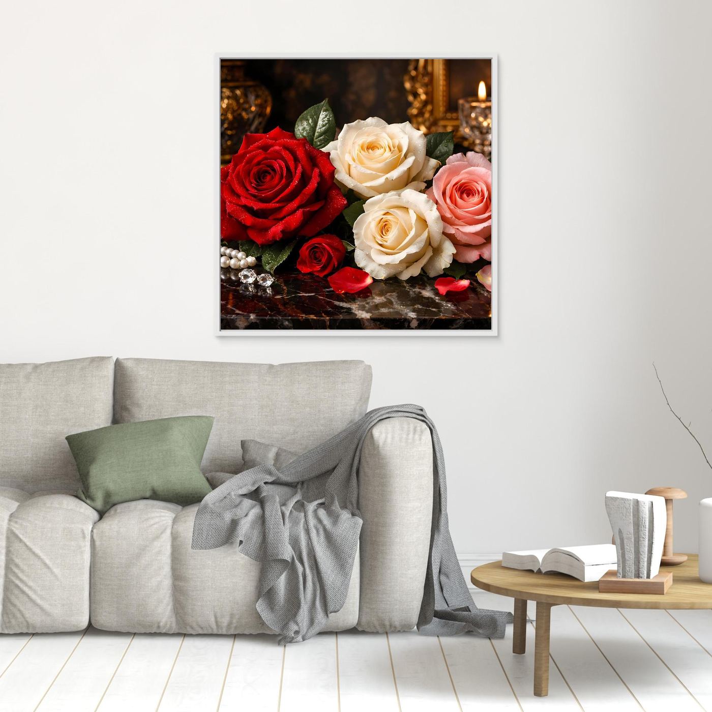 Kleines gerahmtes Leinwandbild mit Rosenstillleben: rote, weiße und rosafarbene Rosen, helles Rahmenelement.