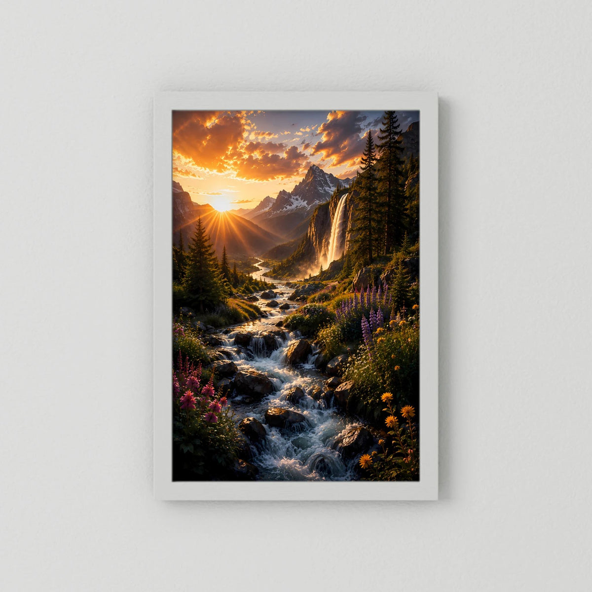 Bergwasserfall im Sonnenuntergang | Alpenlandschaft mit Wildblumen & Gebirgsbach | Poster Hochformat