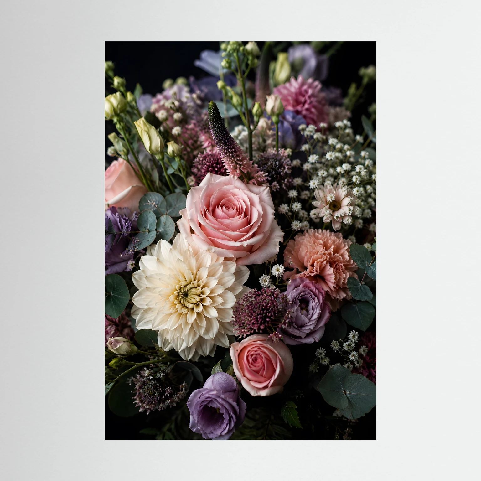 Florales Blumenposter mit rosa Rose, Pfingstnelken und Dahlienblüten, ohne sichtbaren Rahmen