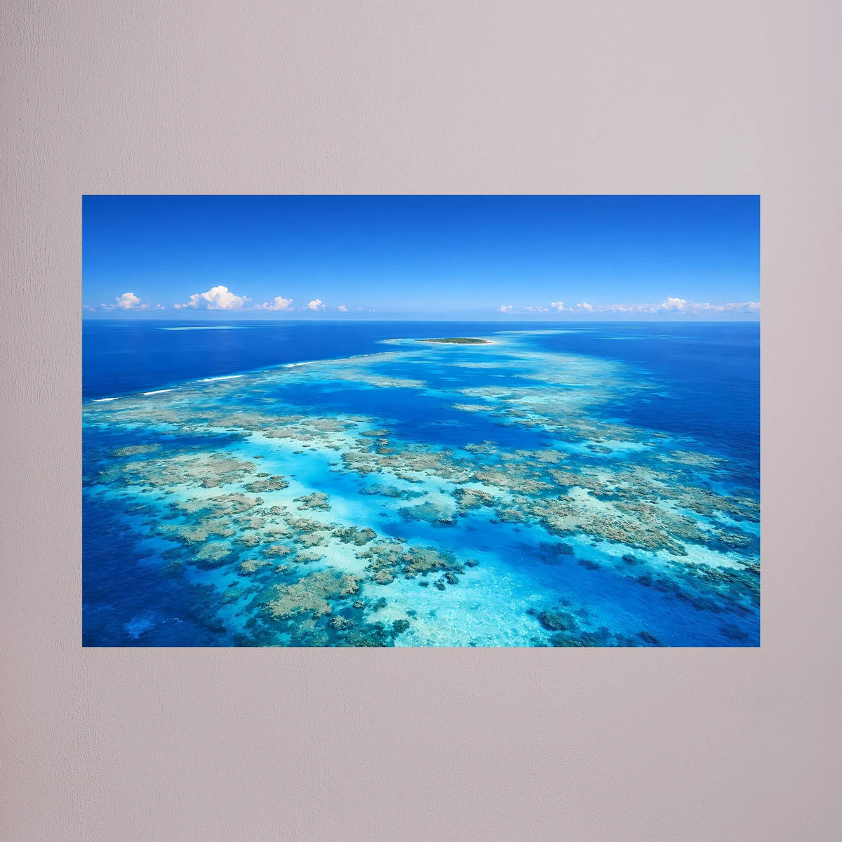 Querformatiges Wandbild mit Fotomotiv Korallenriff und türkisblauem Meer, ohne Rahmen