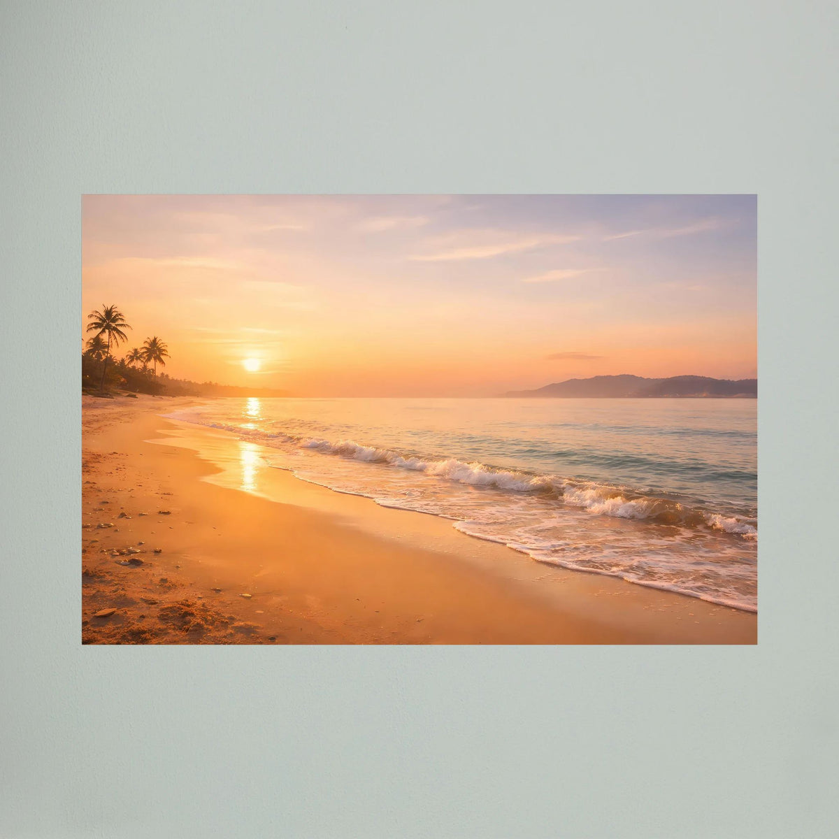 Wandbild Querformat: Strand bei Sonnenuntergang mit Palmen links