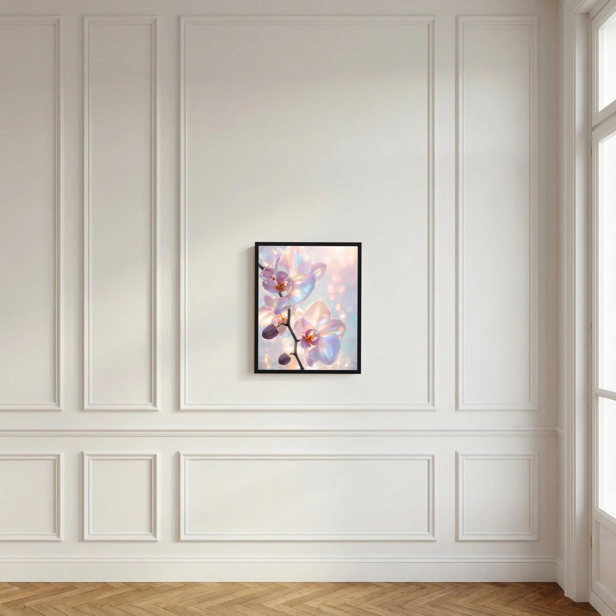 Gerahmtes Kunstposter mit Orchideenblüten in Pastellrosa und Hellblau, schwarzer Rahmen