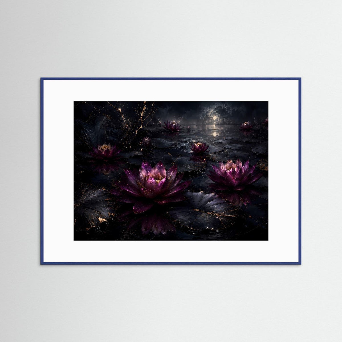 Wandbild mit dunklen Seerosen und violetten Blüten im Nachtszenen-Stil, blauer Rahmen