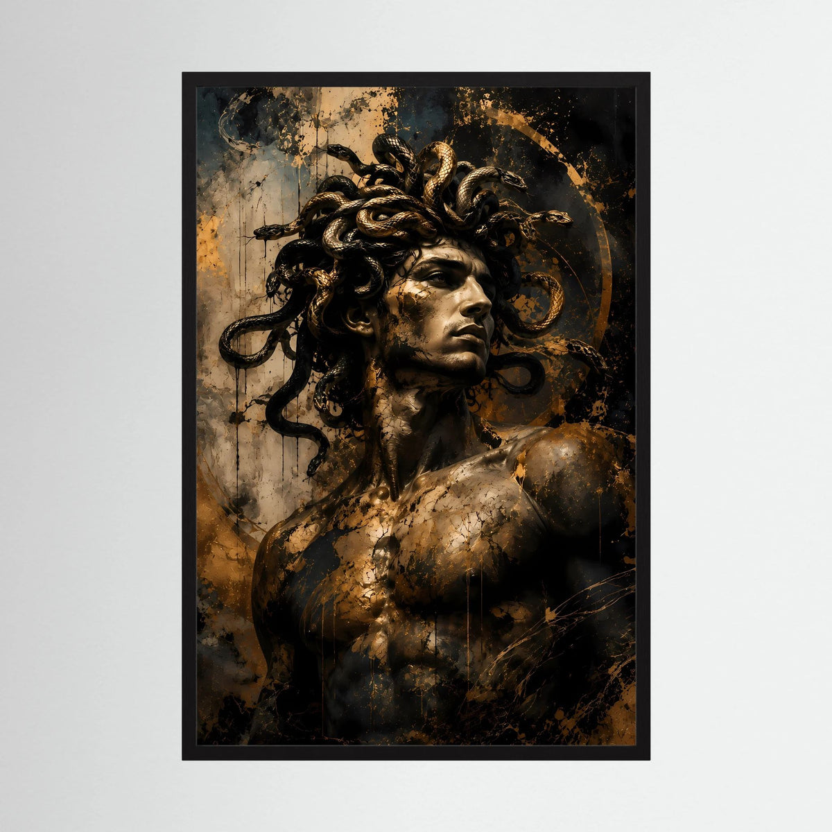 Hochformat-Poster: Medusa-Männerporträt mit Schlangen, schwarz-gold, schwarzer Rahmen